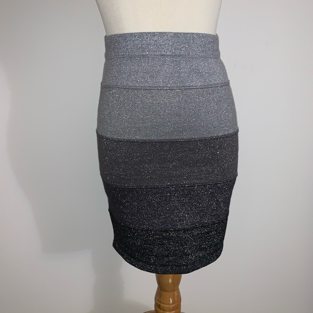 Charlotte Russe M Gray Pencil Skirt